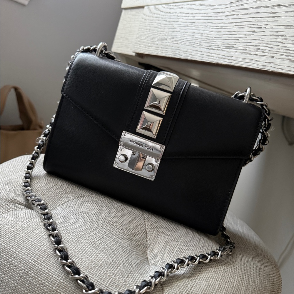 MICHAEL KORS Black Leather Chain Shoulder Bag with Stud Detail
